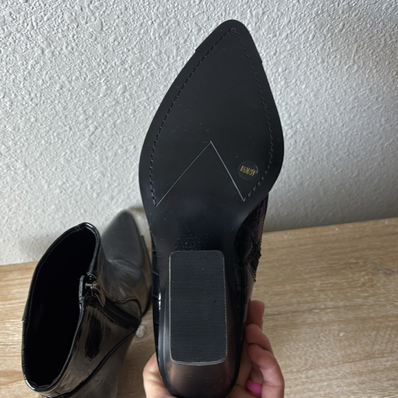 Vince Camuto New York Black Patent Leather Ankle Booties - Picture 14 of 16